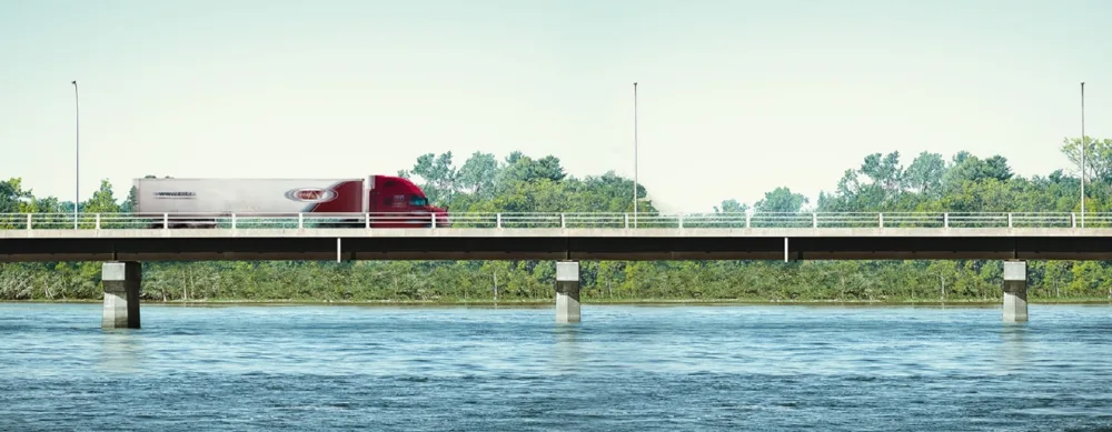 Camion sur pont 1